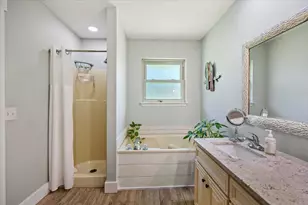 6886 Fernandina Rd, Navarre, FL 32566 - Photo 28