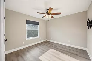 2139 Nina St, Navarre, FL 32566 - Photo 28