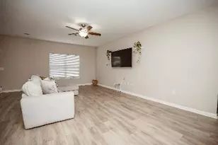 150 Creve Core Dr, Crestview, FL 32539 - Photo 2