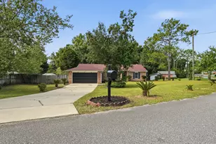 1218 Ego Dr, Crestview, FL 32536 - Photo 2