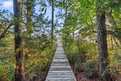 7107 Wells Avenue, Navarre, FL 32566 - Photo 6
