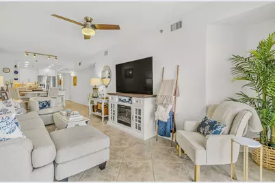 1365 W Highway 98 #202, Mary Esther, FL 32569 - Photo 24