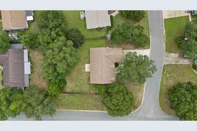 2738 Beacon Court, Navarre, FL 32566 - Photo 30