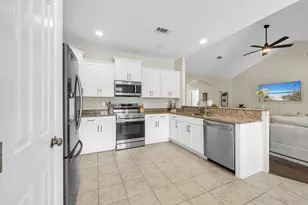 163 Camellia Ct, Freeport, FL 32439 - Photo 16
