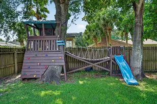 403 Spring Ln, Destin, FL 32541 - Photo 10