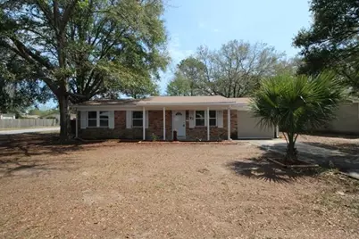 21 NW Jonquil Avenue, Fort Walton Beach, FL 32548 - Photo 1