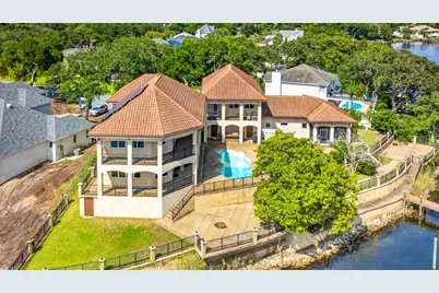 781 Boulevard Of The Champions, Shalimar, FL 32579 - Photo 2