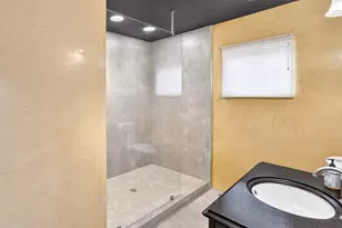 781 Boulevard of the Champions, Shalimar, FL 32579 - Photo 48