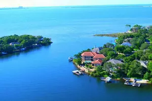 781 Boulevard of the Champions, Shalimar, FL 32579 - Photo 22