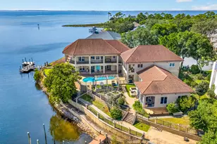 781 Boulevard of the Champions, Shalimar, FL 32579 - Photo 6