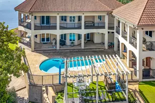 781 Boulevard of the Champions, Shalimar, FL 32579 - Photo 8