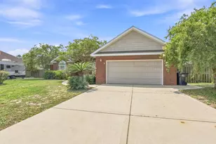 2604 Shadow Ridge Ct, Lynn Haven, FL 32444 - Photo 2