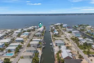 1432 Homeport Dr, Navarre, FL 32566 - Photo 6