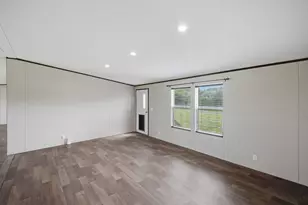 4366 Cooper Ln, Holt, FL 32564 - Photo 14