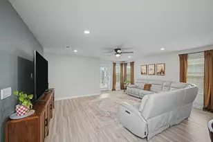 615 Champ Trl, Crestview, FL 32539 - Photo 14