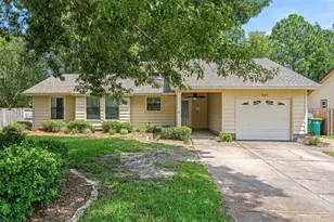 921 Nutmeg Ave, Niceville, FL 32578 - Photo 1