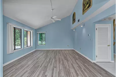 1000 Bay Drive #529, Niceville, FL 32578 - Photo 8