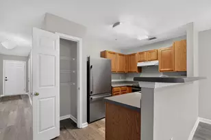 197 Swaying Pine Ct, Crestview, FL 32539 - Photo 6