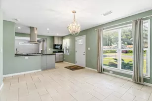 213 Newcastle Dr, Fort Walton Beach, FL 32547 - Photo 4