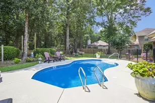 5837 Dahoon Dr, Pensacola, FL 32526 - Photo 2