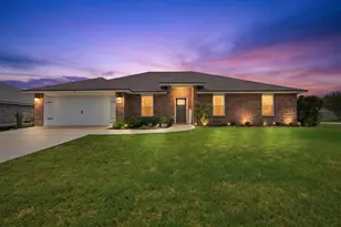 5302 Moore Loop, Crestview, FL 32536 - Photo 1