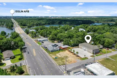 305 Okaloosa Avenue #3, Valparaiso, FL 32580 - Photo 2