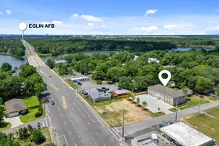 305 Okaloosa Ave, Valparaiso, FL 32580 - Photo 2