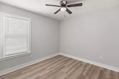 305 Okaloosa Avenue #3, Valparaiso, FL 32580 - Photo 12