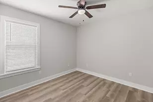 305 Okaloosa Ave, Valparaiso, FL 32580 - Photo 12
