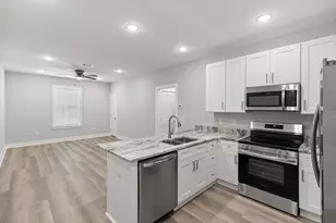 305 Okaloosa Ave, Valparaiso, FL 32580 - Photo 4