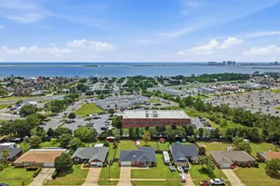 8869 Cagle Dr, Navarre, FL 32566 - Photo 40