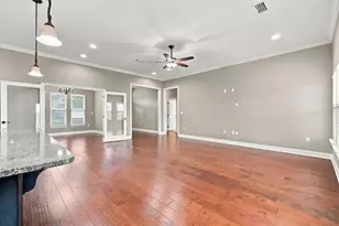 900 Tadpole Ave, Niceville, FL 32578 - Photo 14