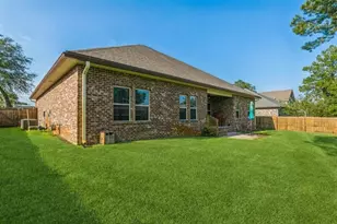 900 Tadpole Ave, Niceville, FL 32578 - Photo 32