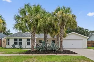 805 N Lakeside Dr, Destin, FL 32541 - Photo 1
