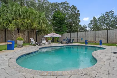805 N Lakeside Drive, Destin, FL 32541 - Photo 2