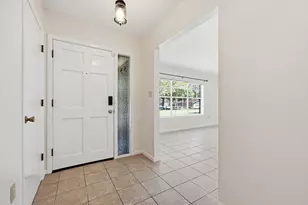 33 James Dr, Shalimar, FL 32579 - Photo 2