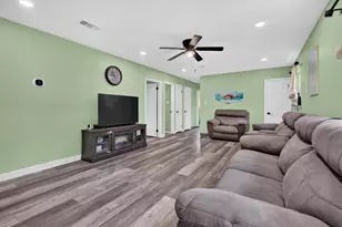 227 SW Coral Dr, Fort Walton Beach, FL 32548 - Photo 14