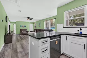 227 SW Coral Dr, Fort Walton Beach, FL 32548 - Photo 18