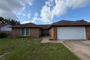 836 Boulevard De L'Orleans, Mary Esther, FL 32569 - Photo 1