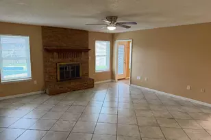 836 Boulevard De L'Orleans, Mary Esther, FL 32569 - Photo 2