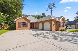 102 Black Bear Circle, Niceville, FL 32578 - Photo 1
