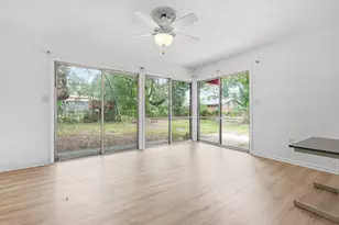 133 NW Robinwood Dr, Fort Walton Beach, FL 32548 - Photo 8