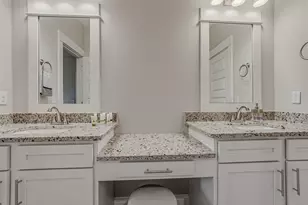 559 Coastal Breeze Dr, Freeport, FL 32439 - Photo 32