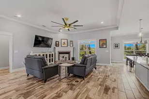 559 Coastal Breeze Dr, Freeport, FL 32439 - Photo 8