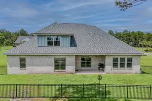 559 Coastal Breeze Dr, Freeport, FL 32439 - Photo 4