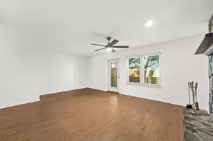 956 McFarlan Ave, Fort Walton Beach, FL 32547 - Photo 14