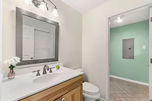 956 McFarlan Ave, Fort Walton Beach, FL 32547 - Photo 14