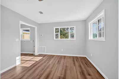 393 NW Lowery Drive, Fort Walton Beach, FL 32547 - Photo 8