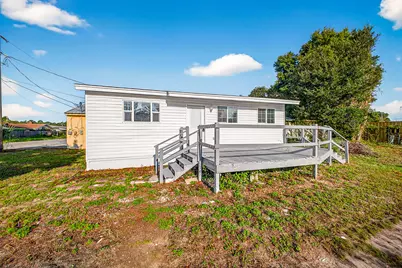393 NW Lowery Drive, Fort Walton Beach, FL 32547 - Photo 1