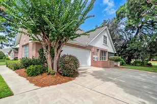 928 The Masters Blvd, Shalimar, FL 32579 - Photo 2